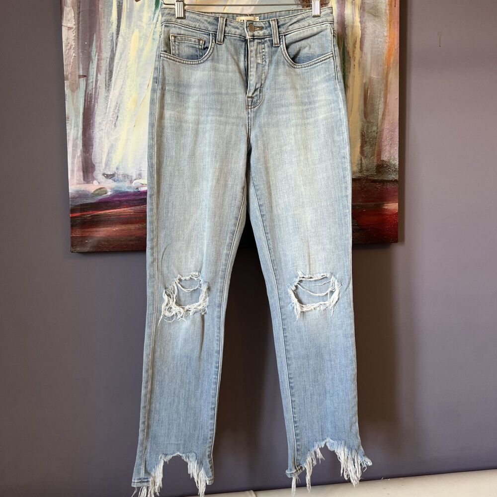 LAgence Sz 26 Light Wash Distressed Denim Soft Jeans